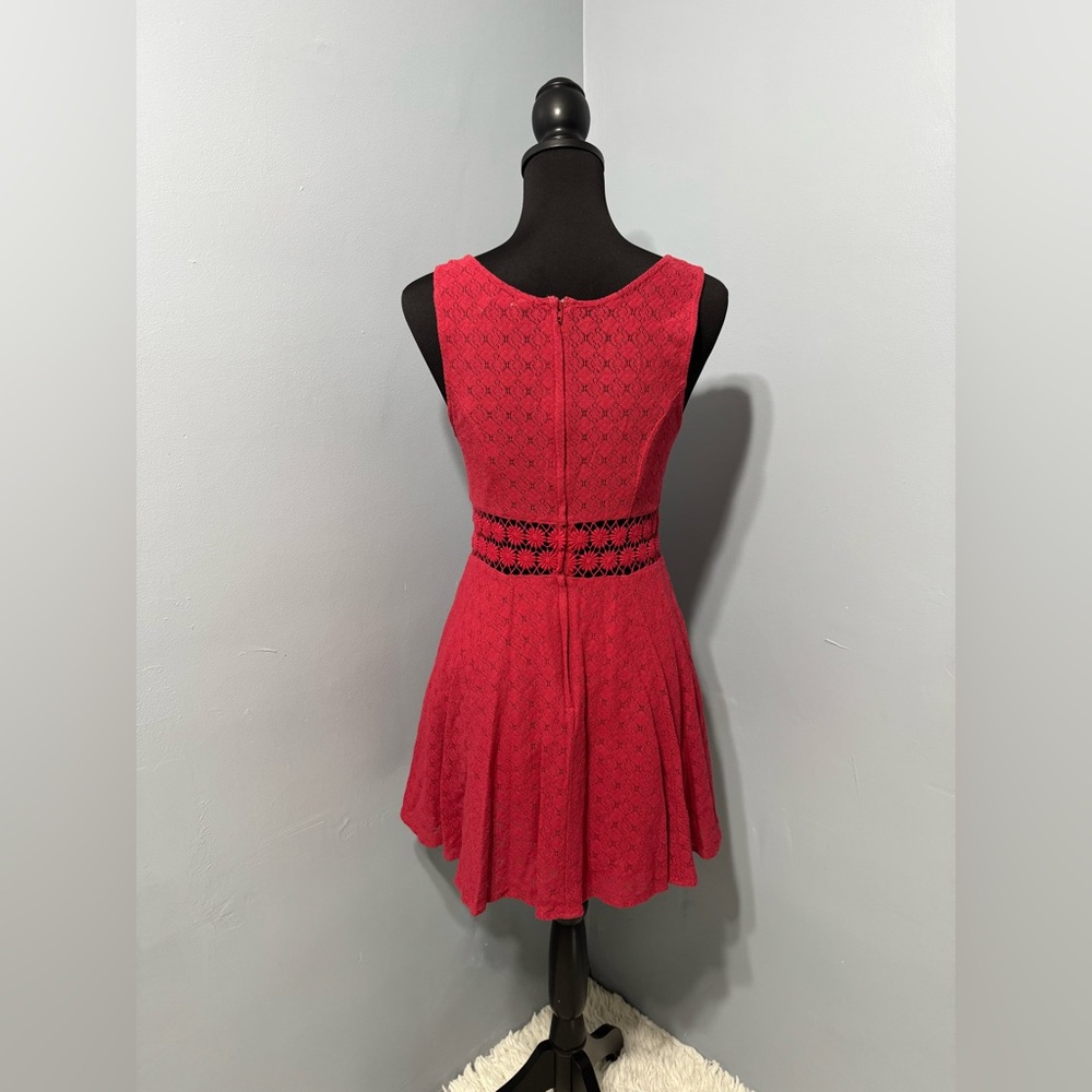 FREE PEOPLE Cut Out Daisy Waist Skater Dress In Red Women’s Size 6 - Picture 7 of 11